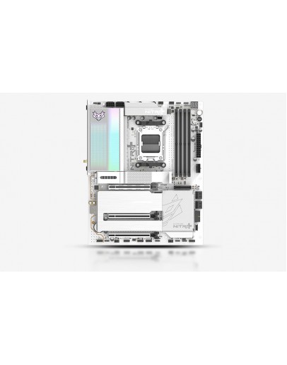 SAPPHIRE NITRO+ X870EA PHANTOM